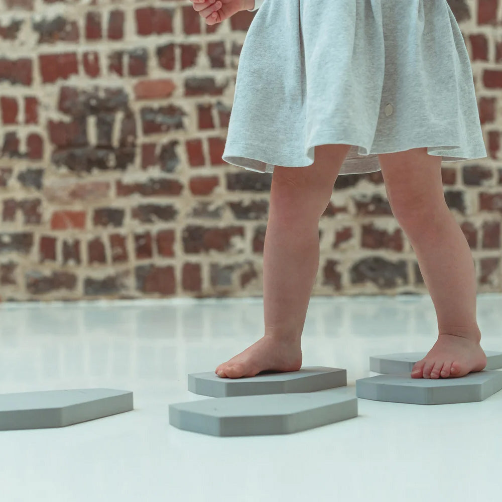 MOES Stepping - Rocks - Cool Grey - Image 2